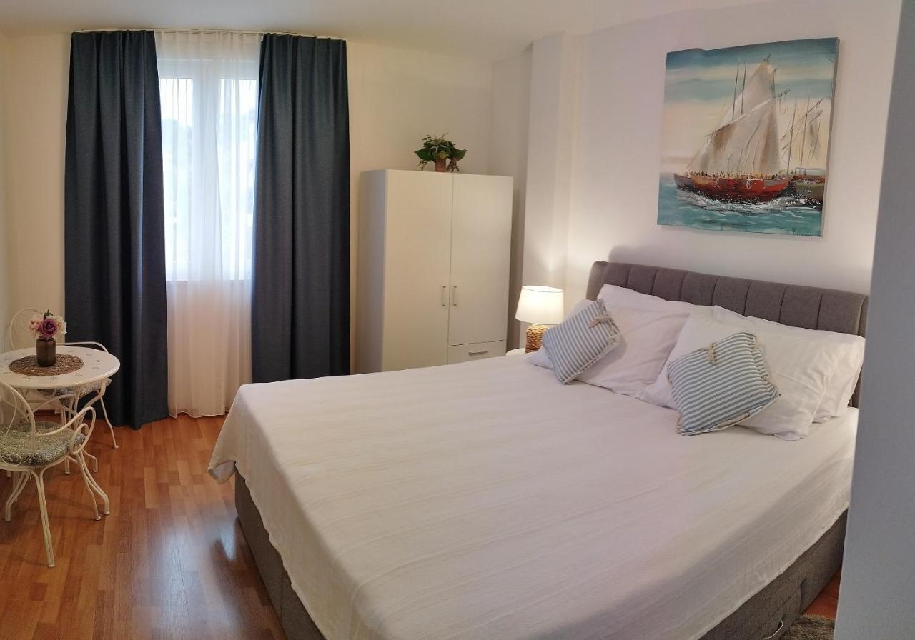 Apartments Surjak Orebić Extérieur photo