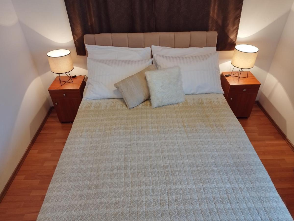 Apartments Surjak Orebić Extérieur photo